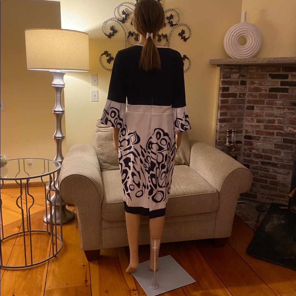 Women’s dress